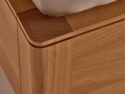 Grüne Erde Bett Tenso mit Holzbetthaupt, 180 x 200 cm,