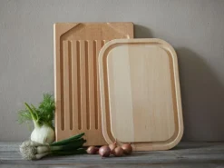 Grüne Erde Brotschneidebrett aus Buchenholz geölt, 39 x 26 x 2,5 cm