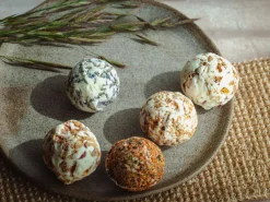 Grüne Erde KLEINE AUSZEIT - Badekugel Lavendel & Vanille 50 g