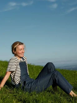 Grüne Erde Latzhose aus Bio-Baumwolle, 36 dark denim, 38, GOTS