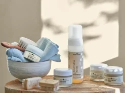 Grüne Erde MUTTER & KIND milder Waschschaum für Haut & Haar 150 ml