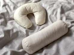 Grüne Erde Nackenrolle gefüllt mit Naturlatexflocken, 15 x 40 cm