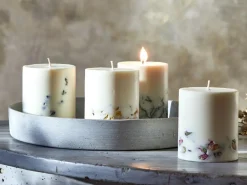 Grüne Erde Natürliche Rapswachskerze mit grünem Moos, ohne Duft, ø 8 cm, H 9 cm