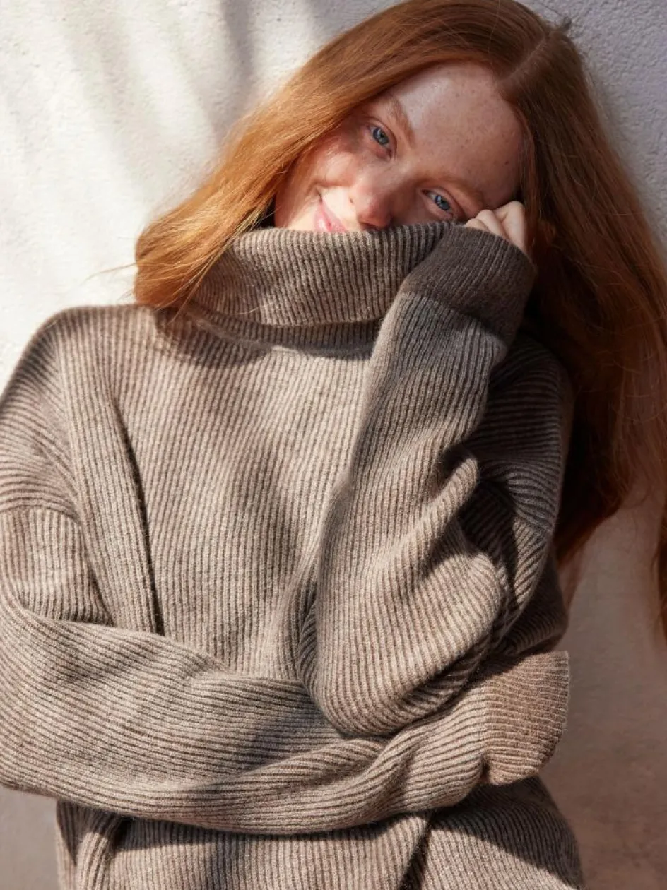 Grüne Erde Pullover aus Yakwolle, 63 yak ribstrick/mittelbraun, L