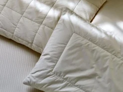 Grüne Erde Schlafkissen Yakhaar/Schurwolle, mittel, 40 x 60 cm