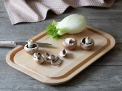 Grüne Erde Schneidebrett aus Buchenholz, 35 x 25 x 1,9 cm, geölt