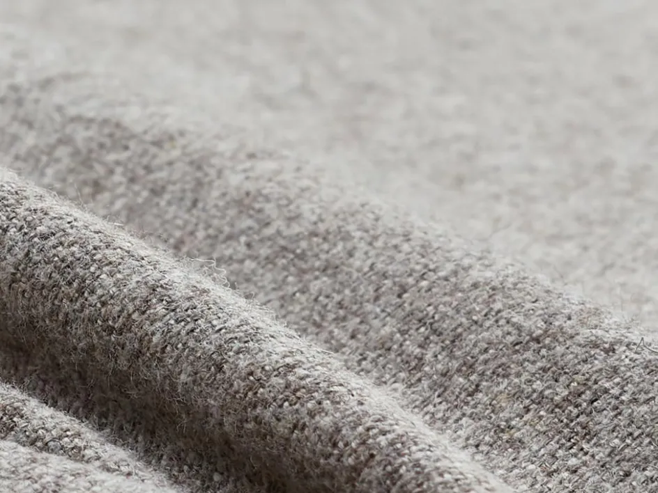 Grüne Erde Set: Sofakissen mit Überzug, , Überzug: Wollstoff Tano Natur (79), Füllung: 100 % Schurwolle , mit verdeckter Knopfleiste