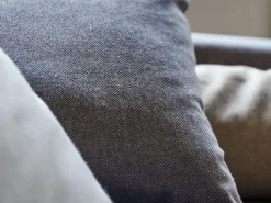 Grüne Erde Sofakissen-Überzug, , Wollstoff Tano Natur (79), mit verdeckter Knopfleiste