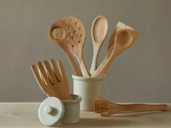 Grüne Erde Spitzlöffel ohne Loch aus Eschenholz, geölt, 30 x 6 cm