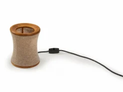 Grüne Erde Tischleuchte Malla inkl. Leuchtmittel, Schirm 100% Schafschurwolle, 3D Strick Sand,