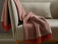 Grüne Erde Wohndecke Ilyas, ziegel/ hasel, 130 x 200 cm, 70 % Alpakawolle/30 % Schurwolle (Schaf), Schurwolle kbT